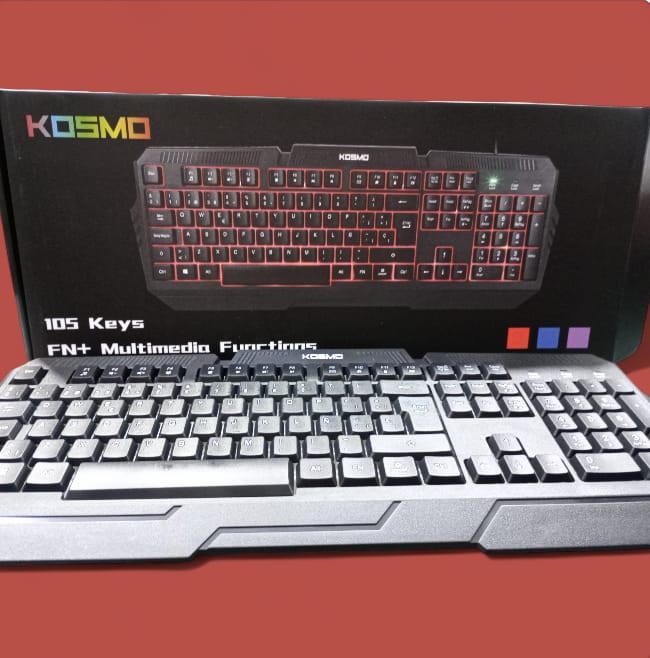 Teclado kosmo gaming con luces , tec 1